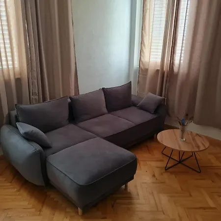 Holidey Jukic K Seline