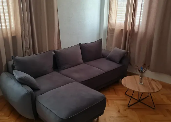 Holidey Jukic K Seline